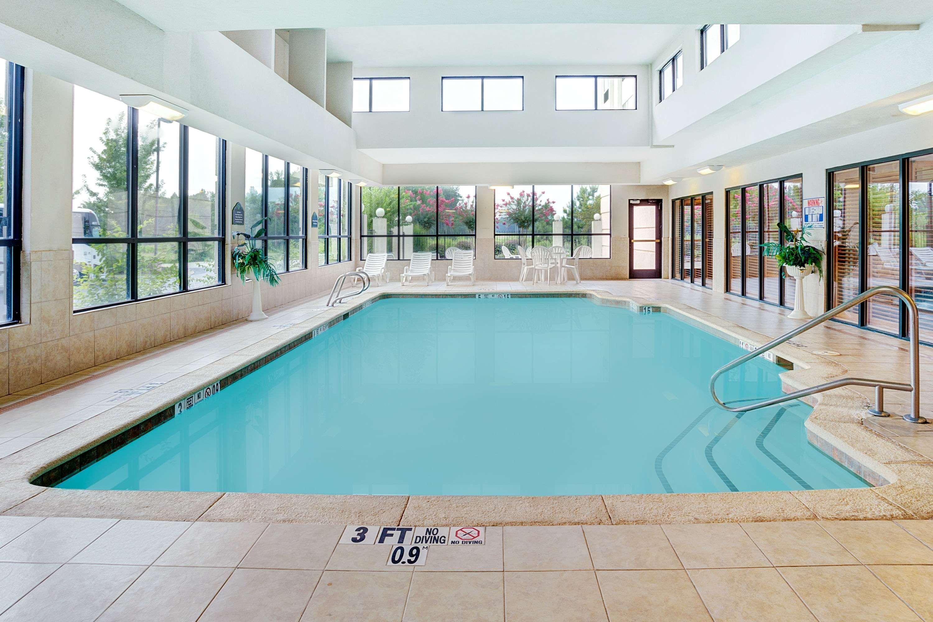Wingate By Wyndham Atlanta Fairburn Hotel Exterior photo