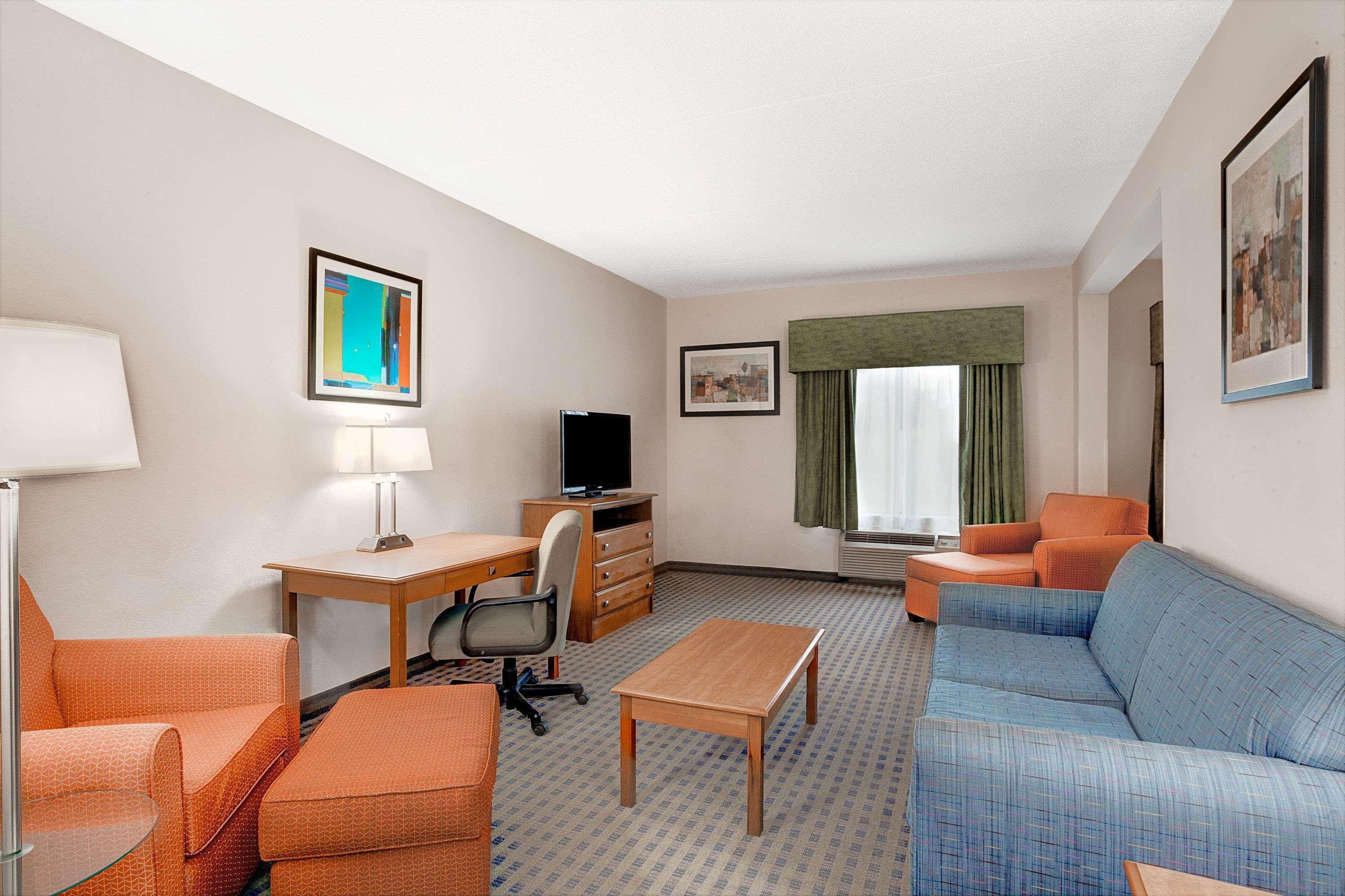 Wingate By Wyndham Atlanta Fairburn Hotel Exterior photo